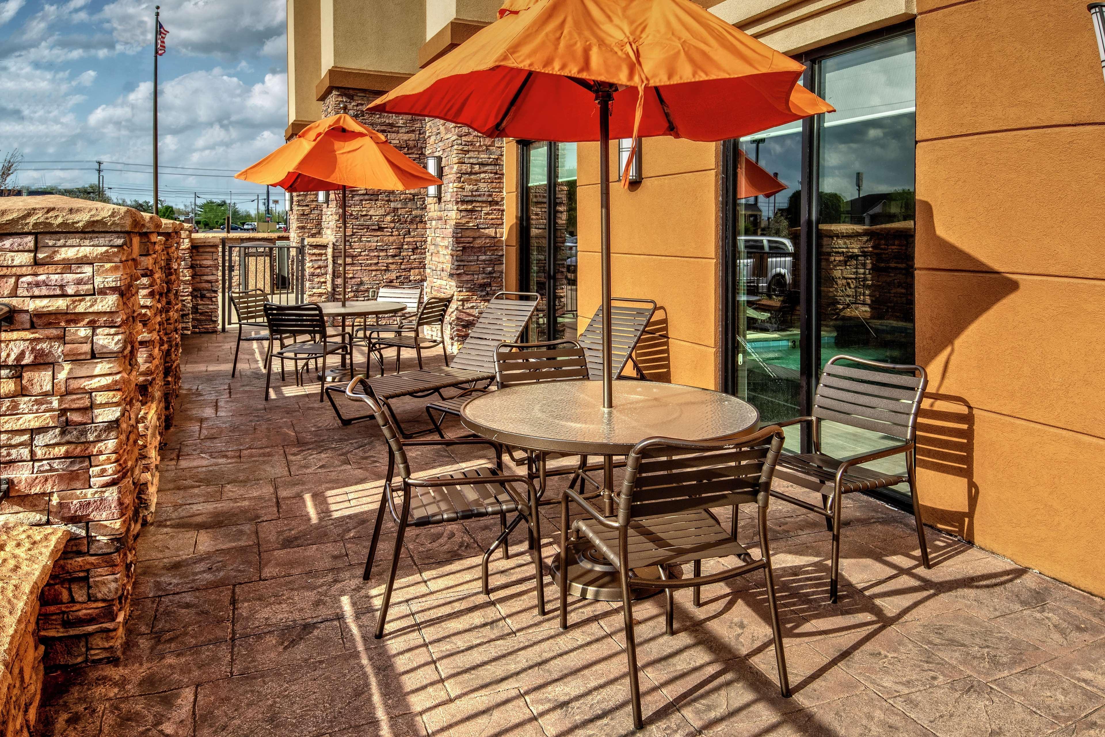 Hampton Inn & Suites Clarksville Ngoại thất bức ảnh